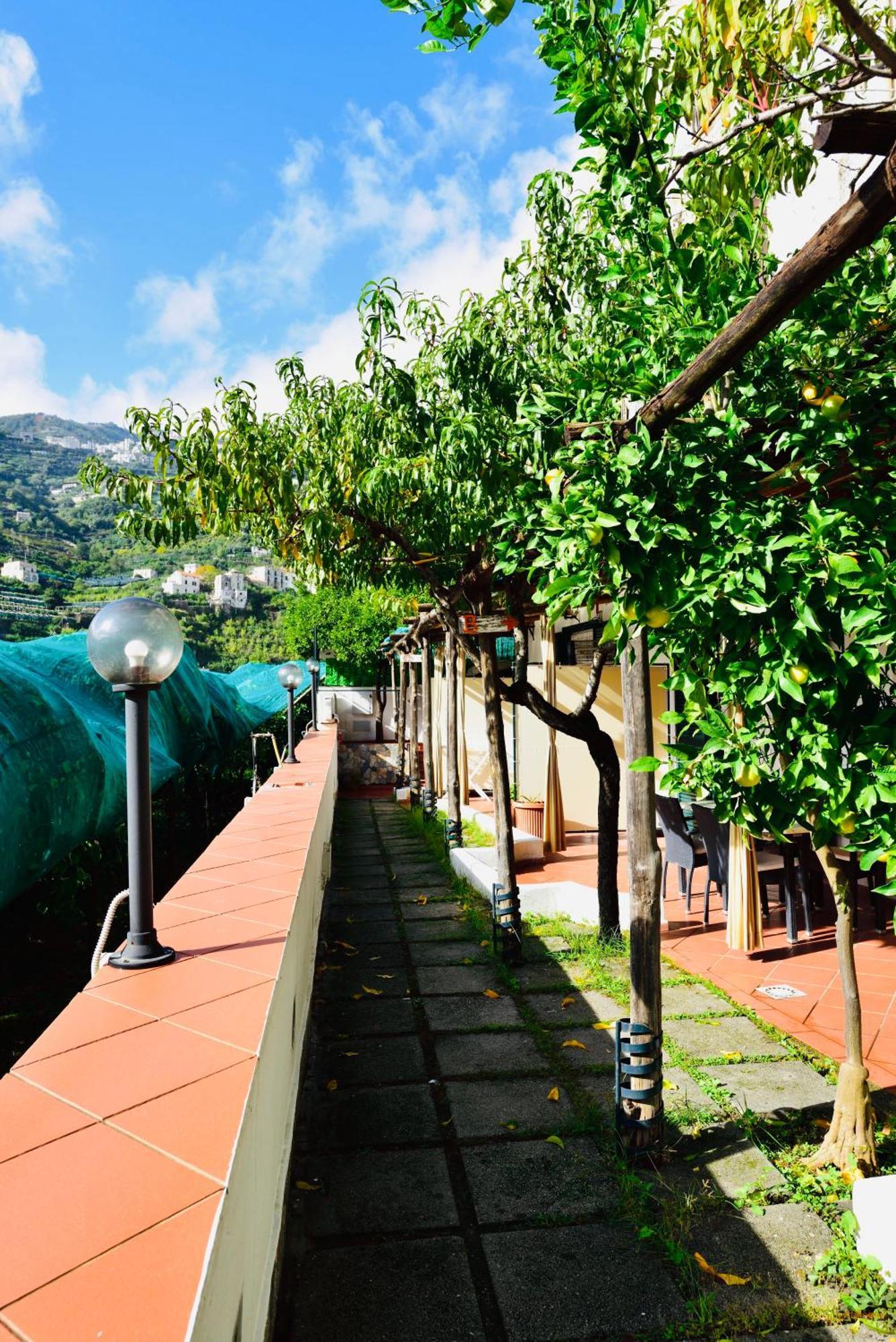Eden Holiday Minori Extérieur photo