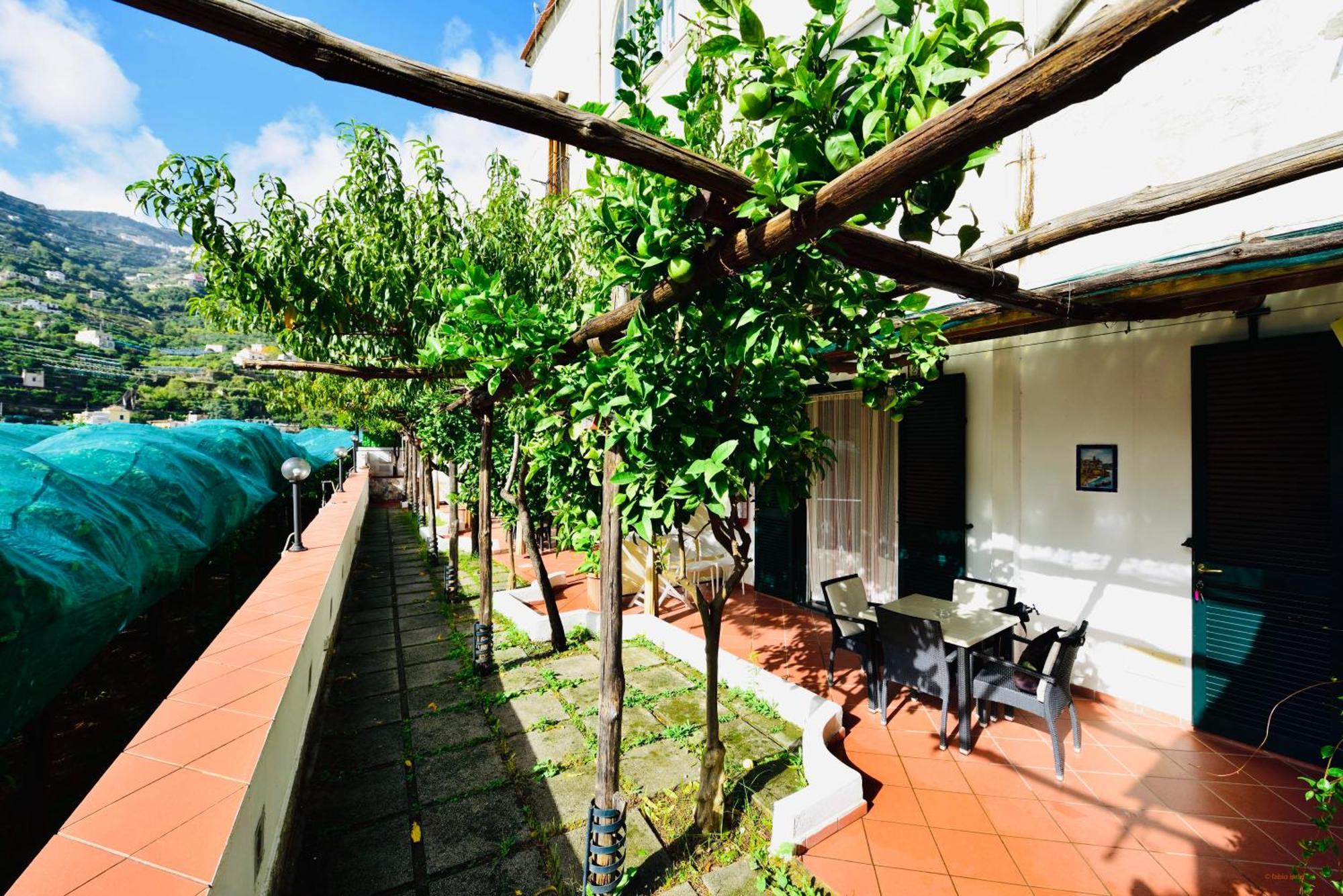 Eden Holiday Minori Extérieur photo