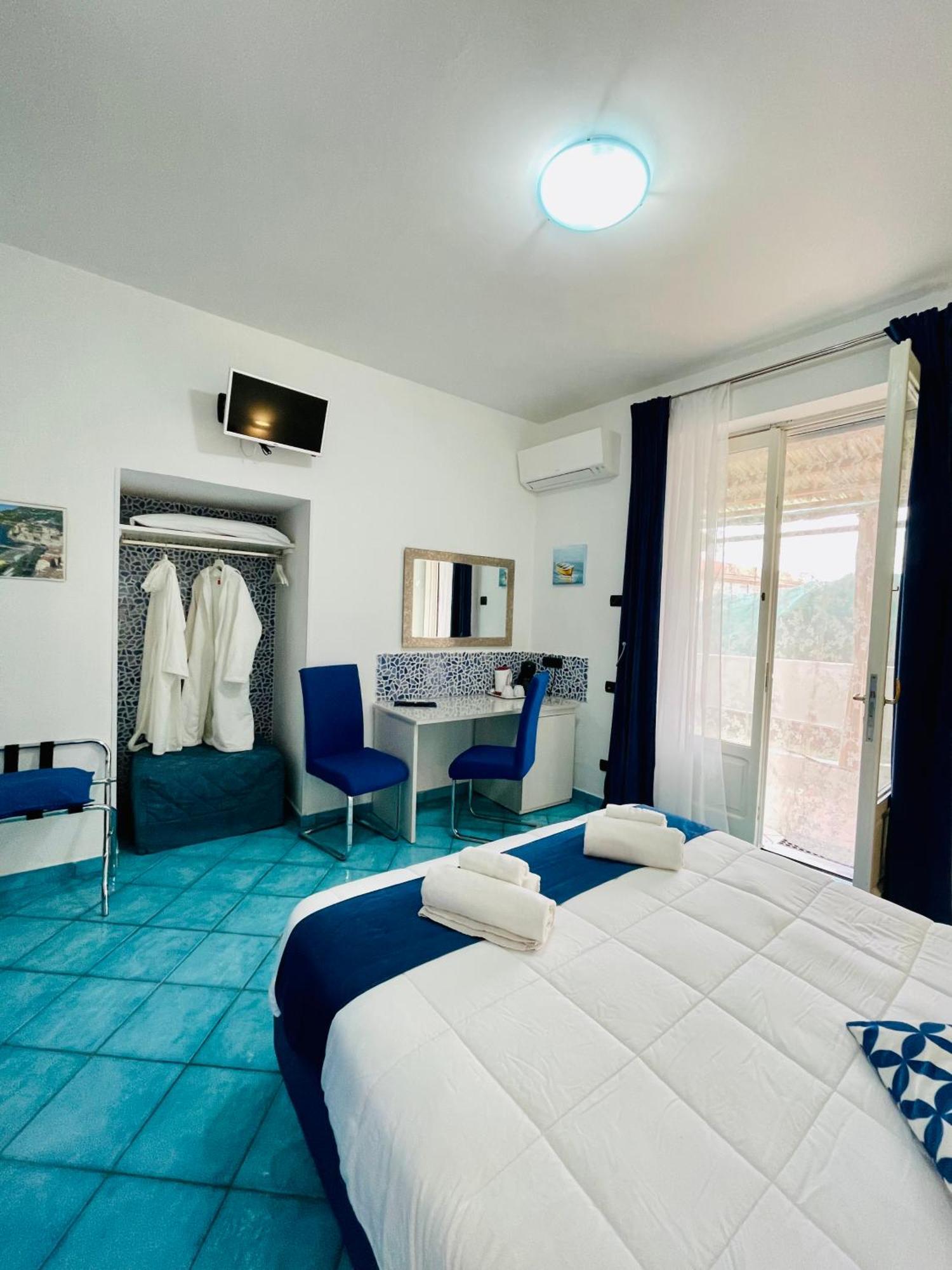 Eden Holiday Minori Extérieur photo