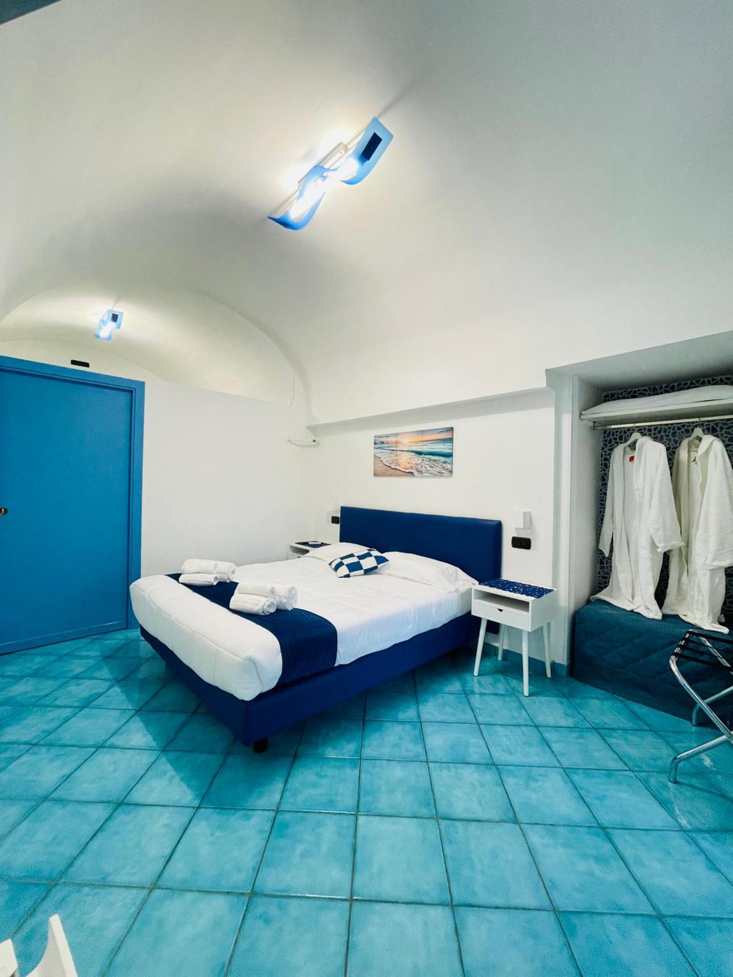 Eden Holiday Minori Extérieur photo