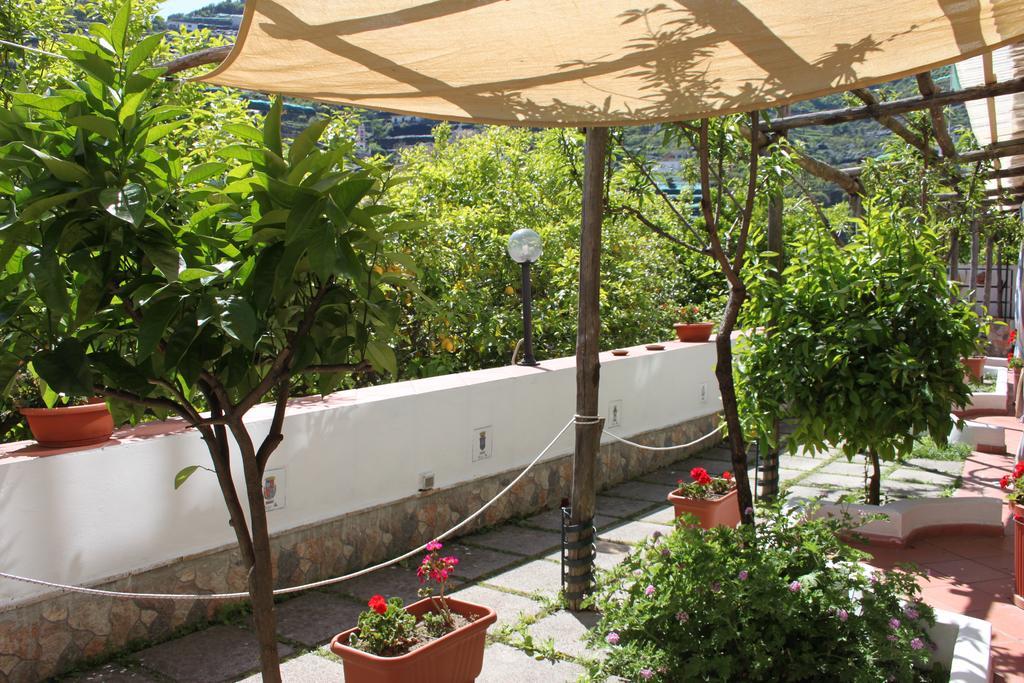 Eden Holiday Minori Extérieur photo